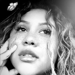 Meet your Posher, Luiza